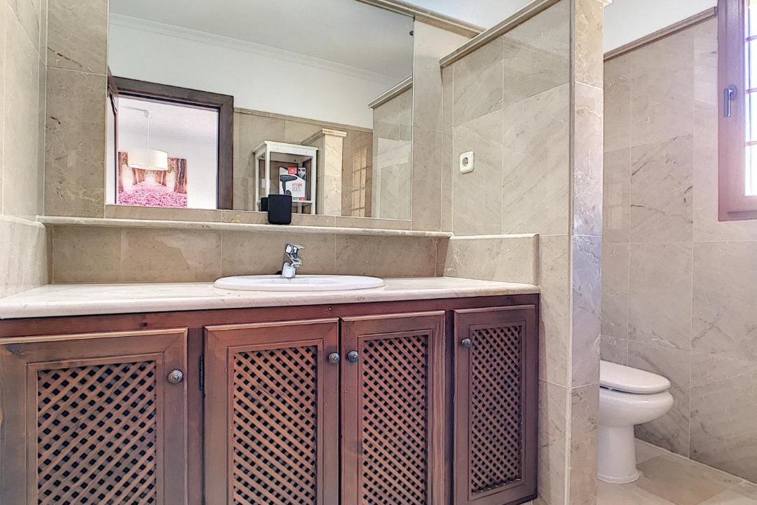 Photo of Bathroom in El Beal