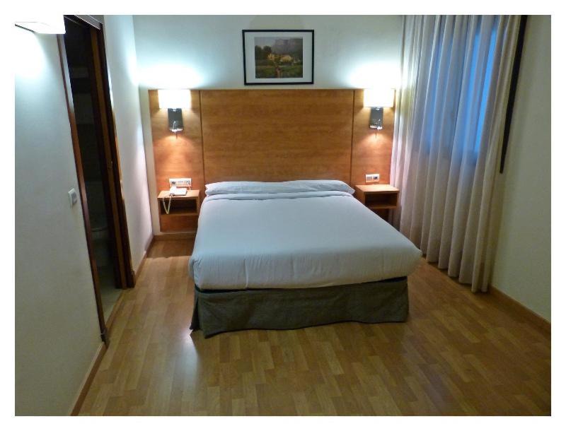 Photo of Bedroom in San Pablo
