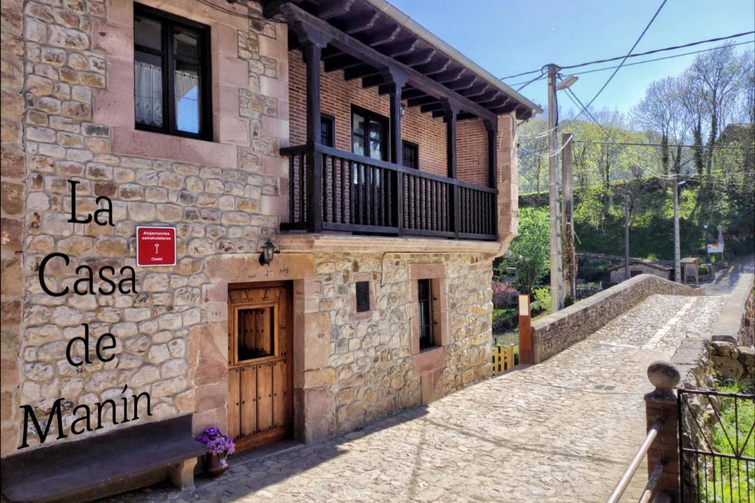 Photo of Buildings in Cosio