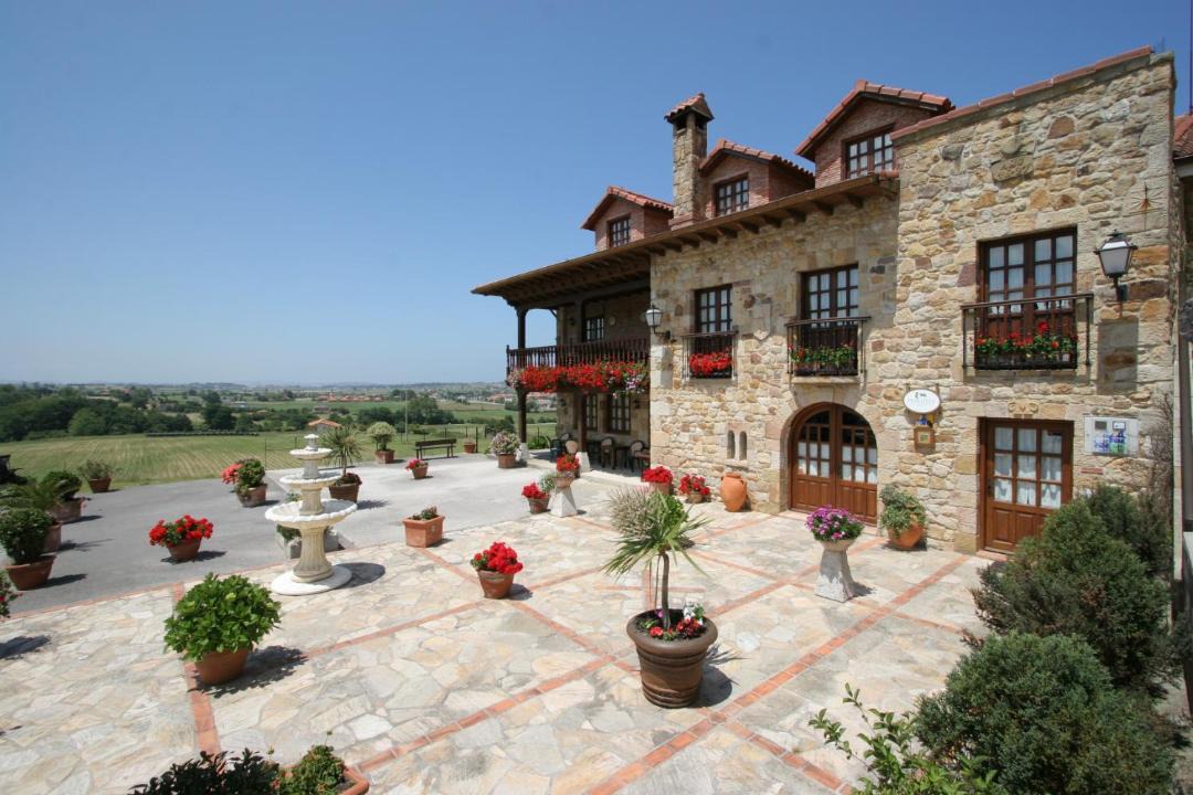Photo of Buildings in Galizano