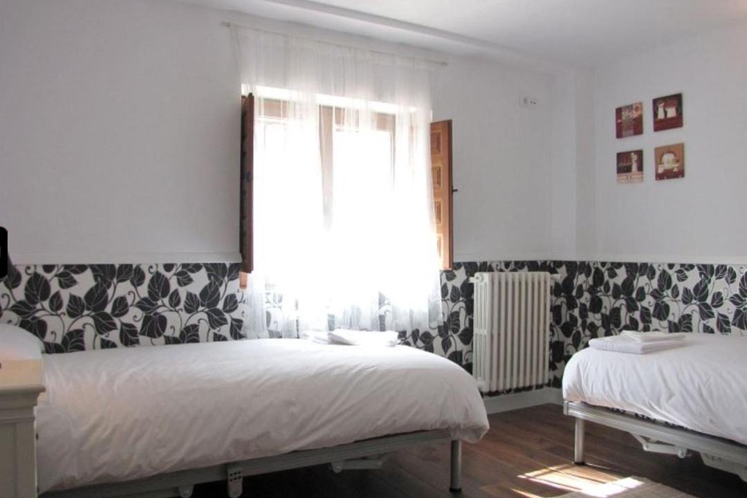 Photo of Bedroom in Golmayo
