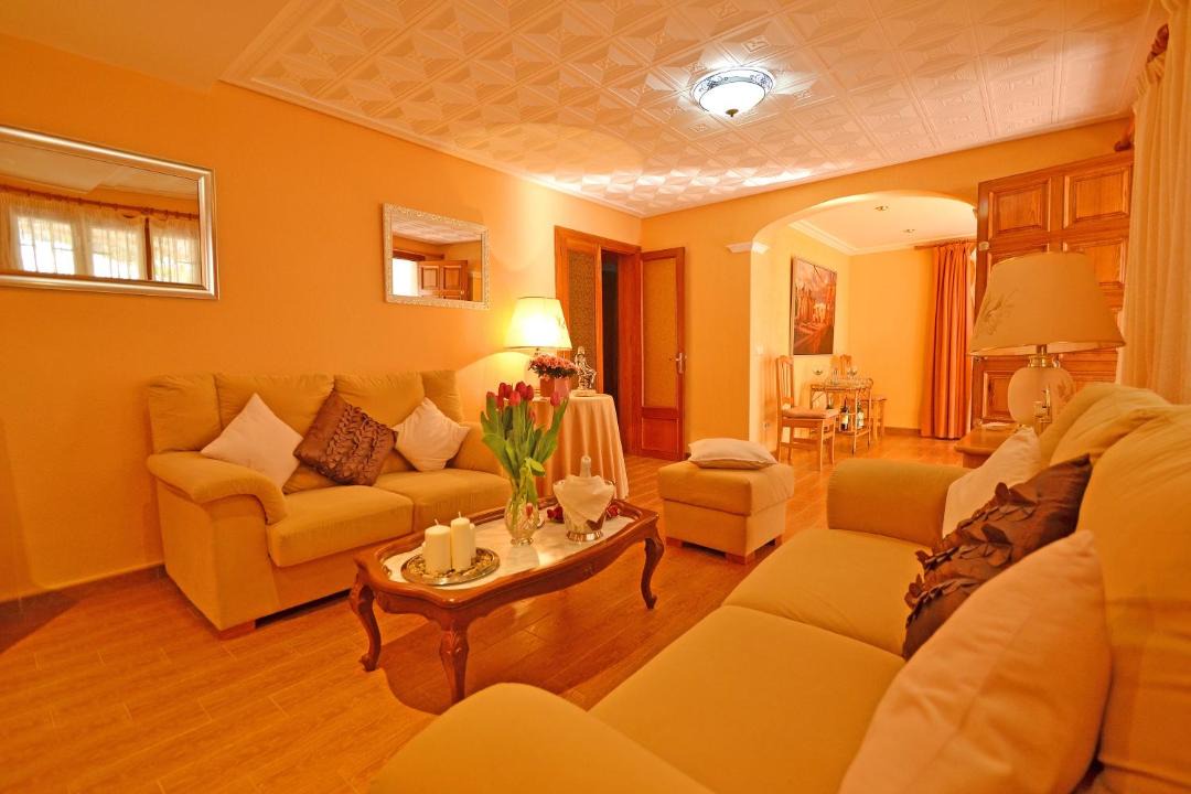 Photo of Livingroom in El Toro