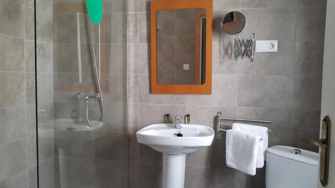 Photo of Bathroom in Valdepenas