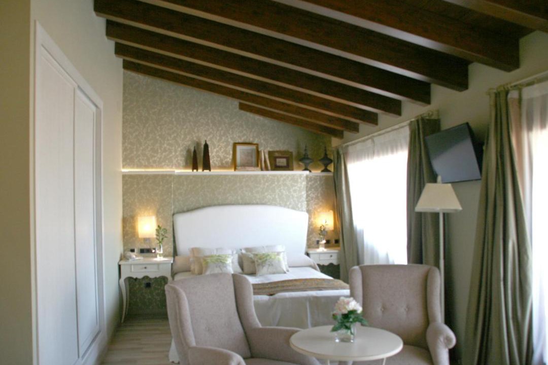 Photo of Others in Alquezar