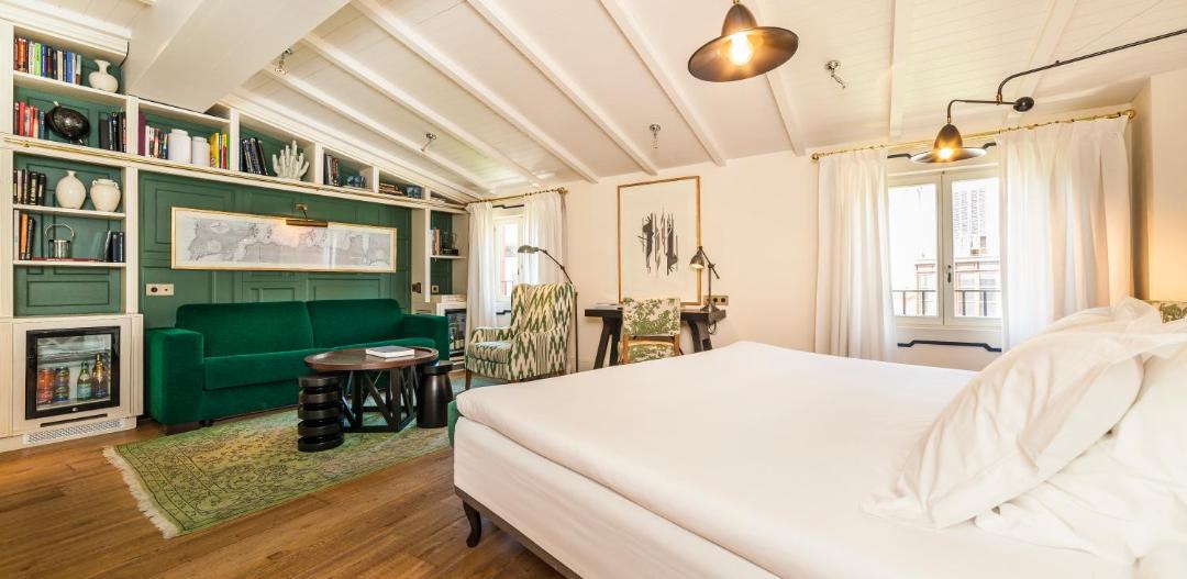 Photo of Bedroom in Old Town