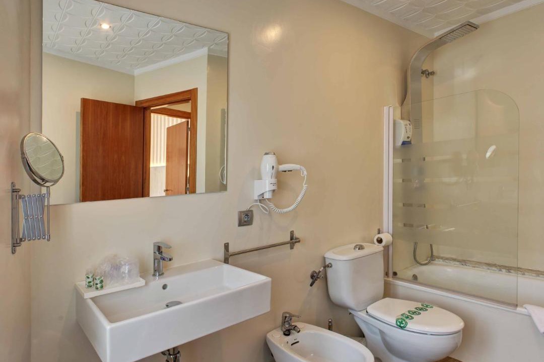 Photo of Bathroom in Figueres