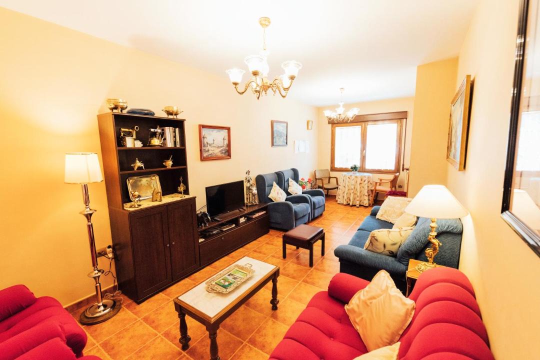 Photo of Livingroom in San Leonardo de Yague