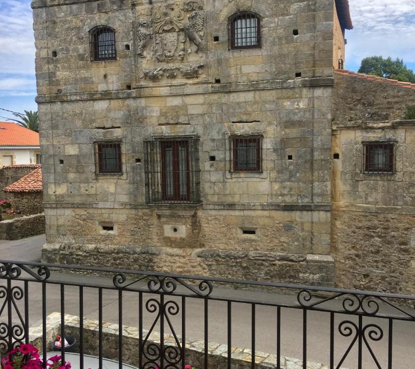 Photo of Others in Queveda