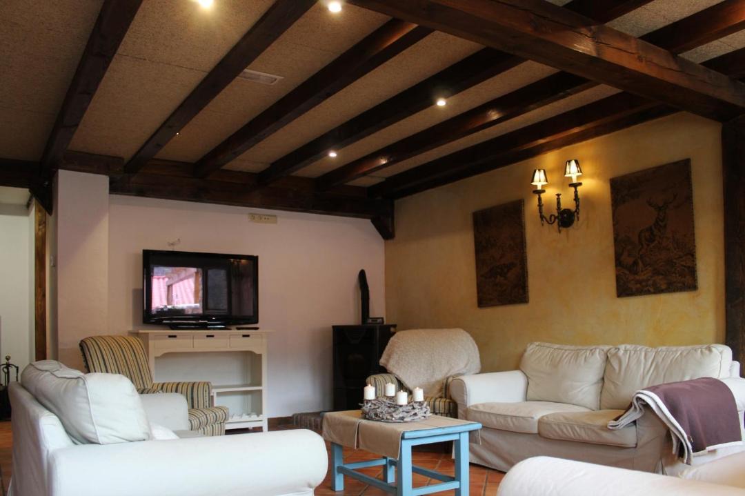Photo of Livingroom in Laguna de Cameros