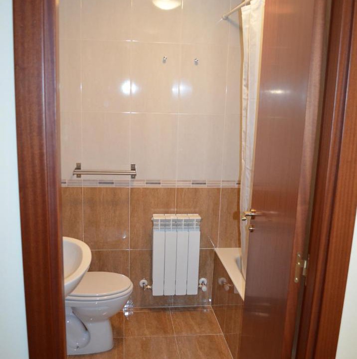 Photo of Bathroom in Briones