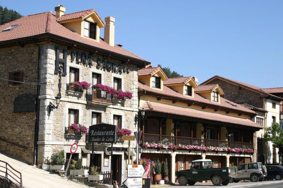 Photo of Buildings in Ojedo