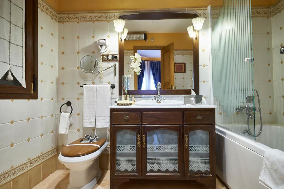 Photo of Bathroom in Mondejar