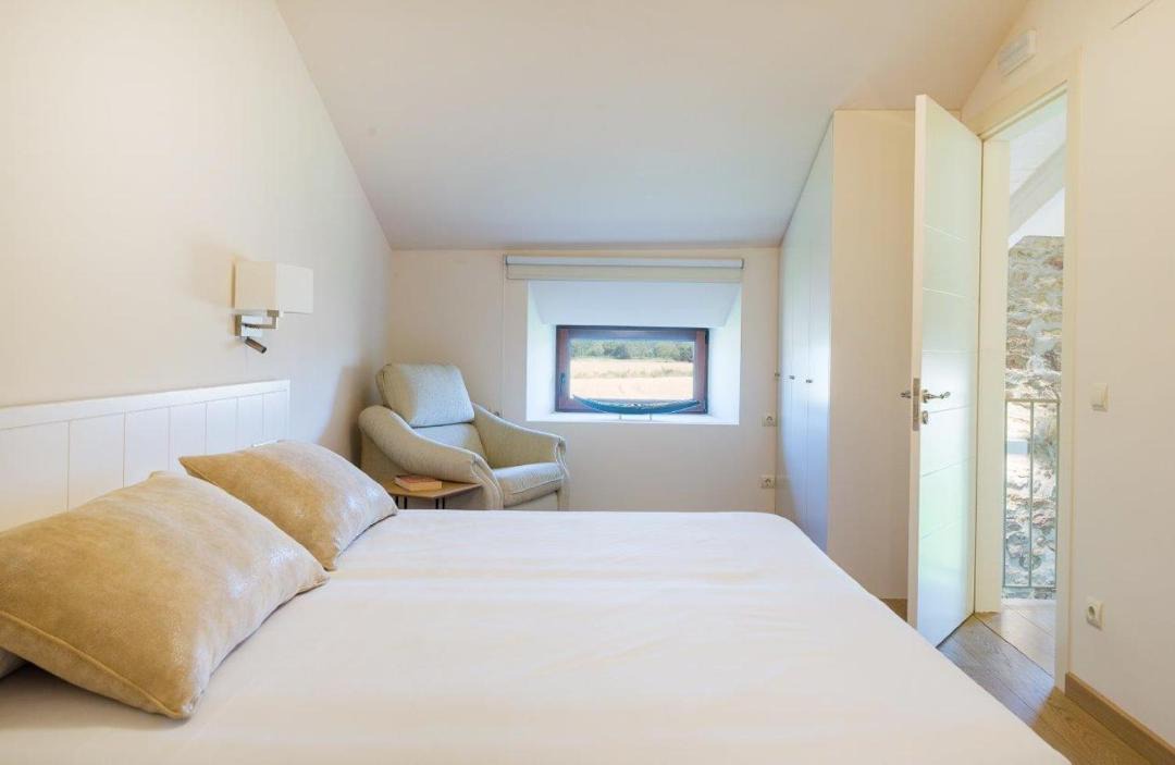 Photo of Bedroom in Pals