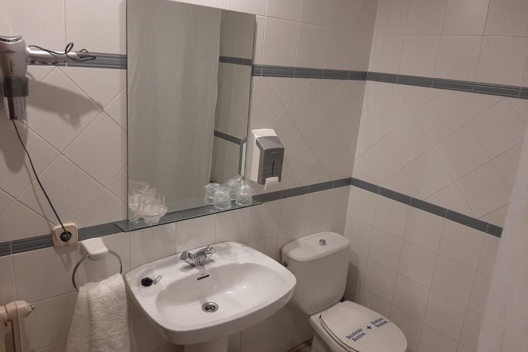 Photo of Bathroom in Rabanal del Camino