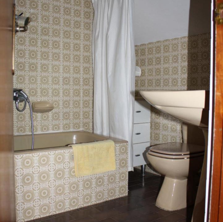 Photo of Bathroom in Crendes