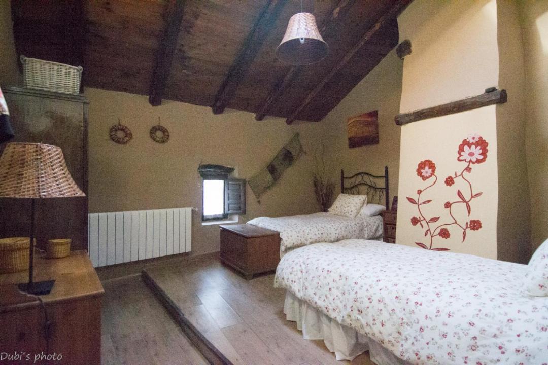 Photo of Bedroom in Tamajon