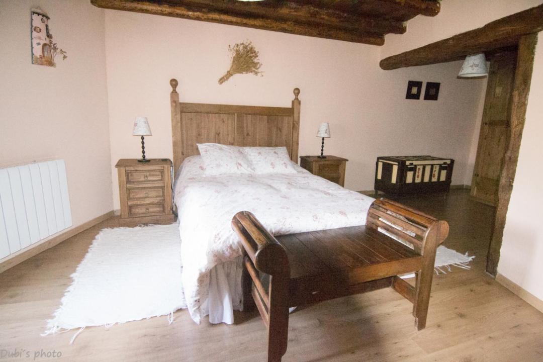 Photo of Bedroom in Tamajon