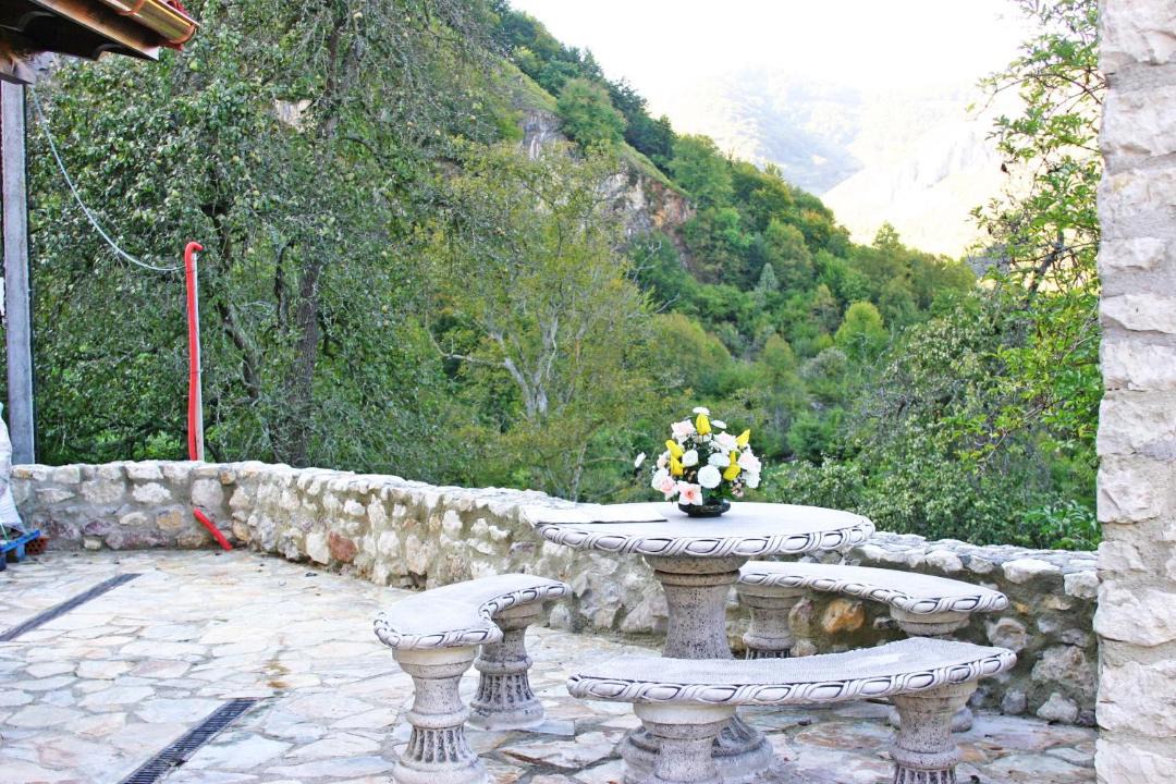 Photo of Others in Vigidel