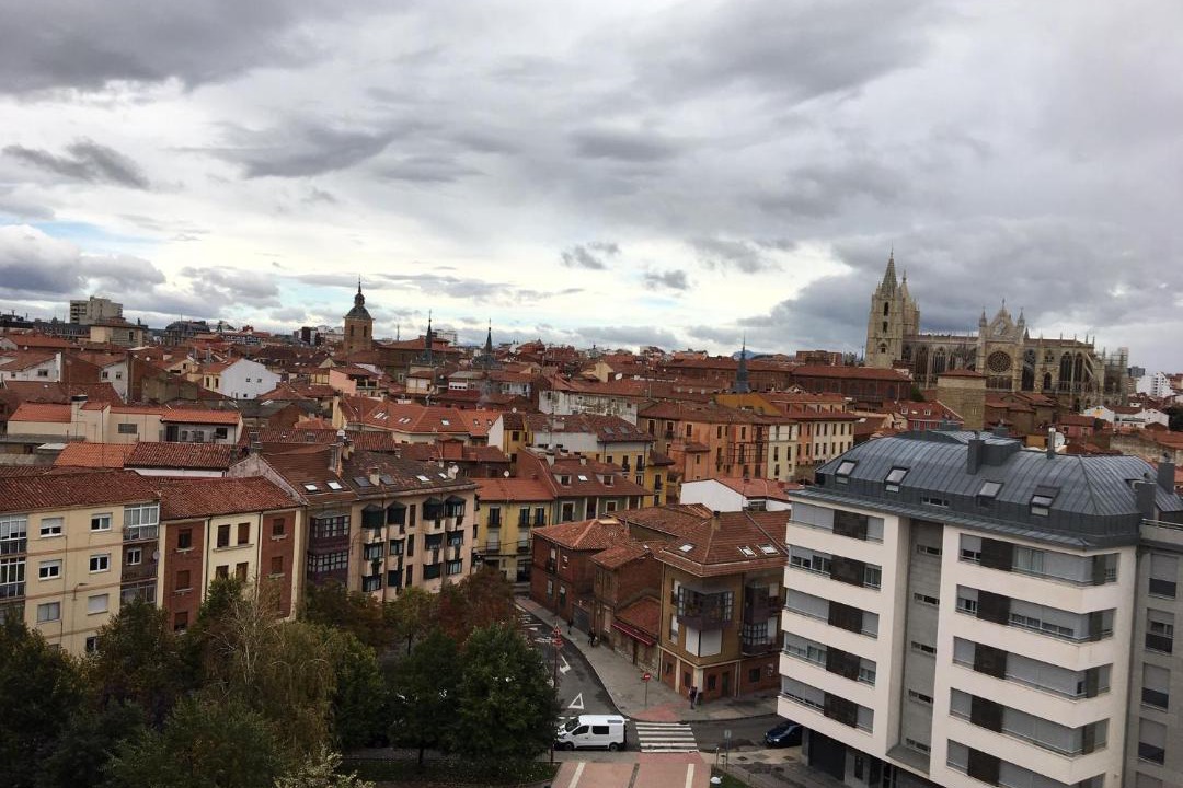 Photo of Others in Leon