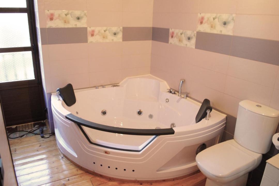 Photo of Bathroom in Pajares de los Oteros