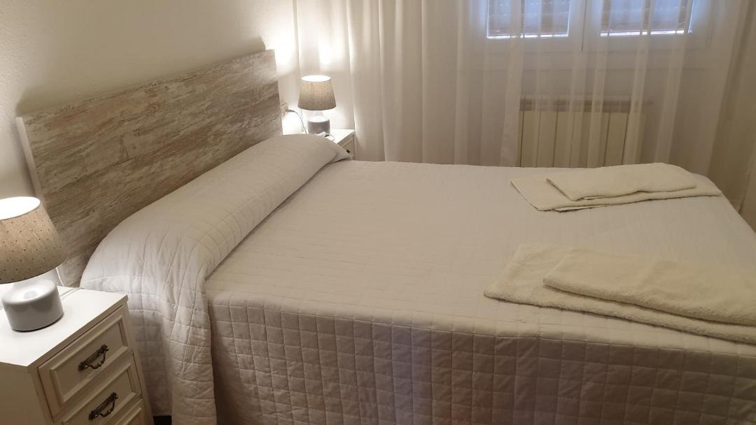 Photo of Bedroom in Haro