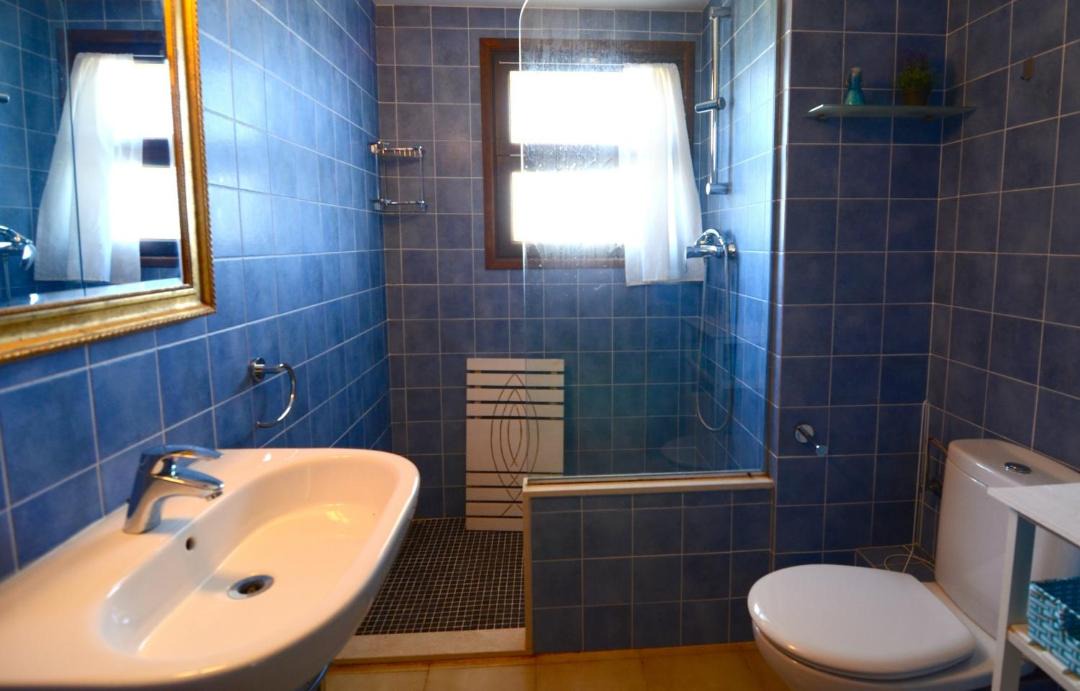 Photo of Bathroom in Pals
