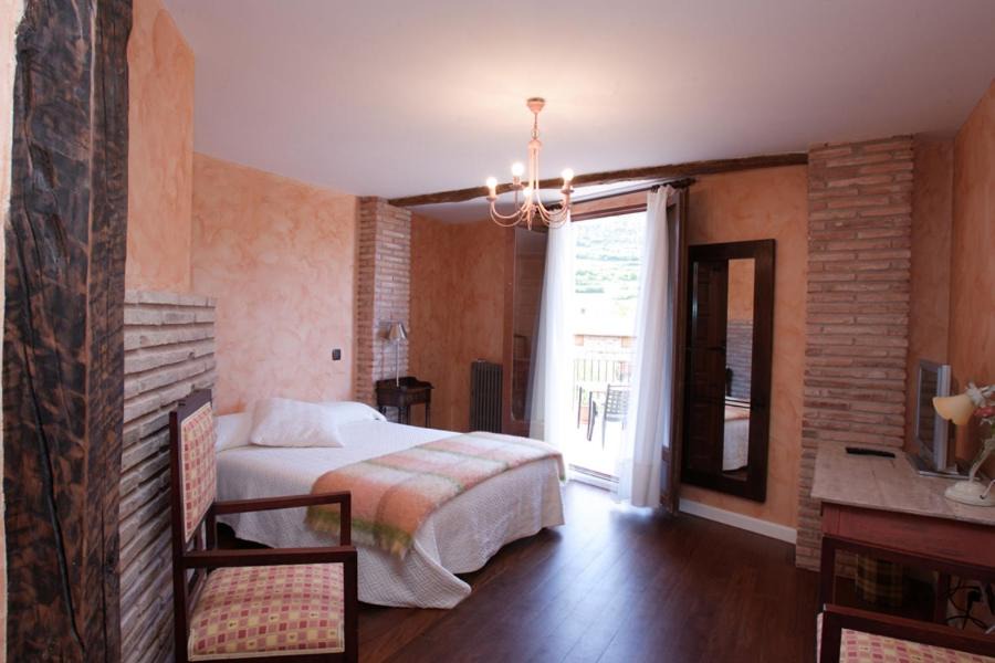 Photo of Bedroom in Valganon