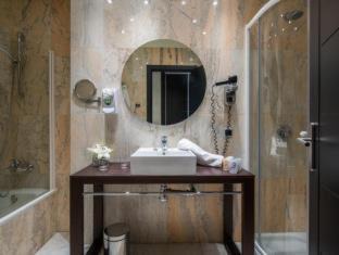 Photo of Bathroom in La Trinidad
