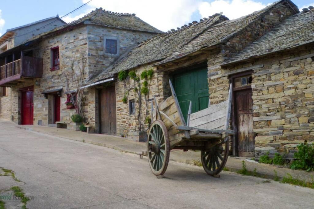 Photo of Buildings in Santiago Millas