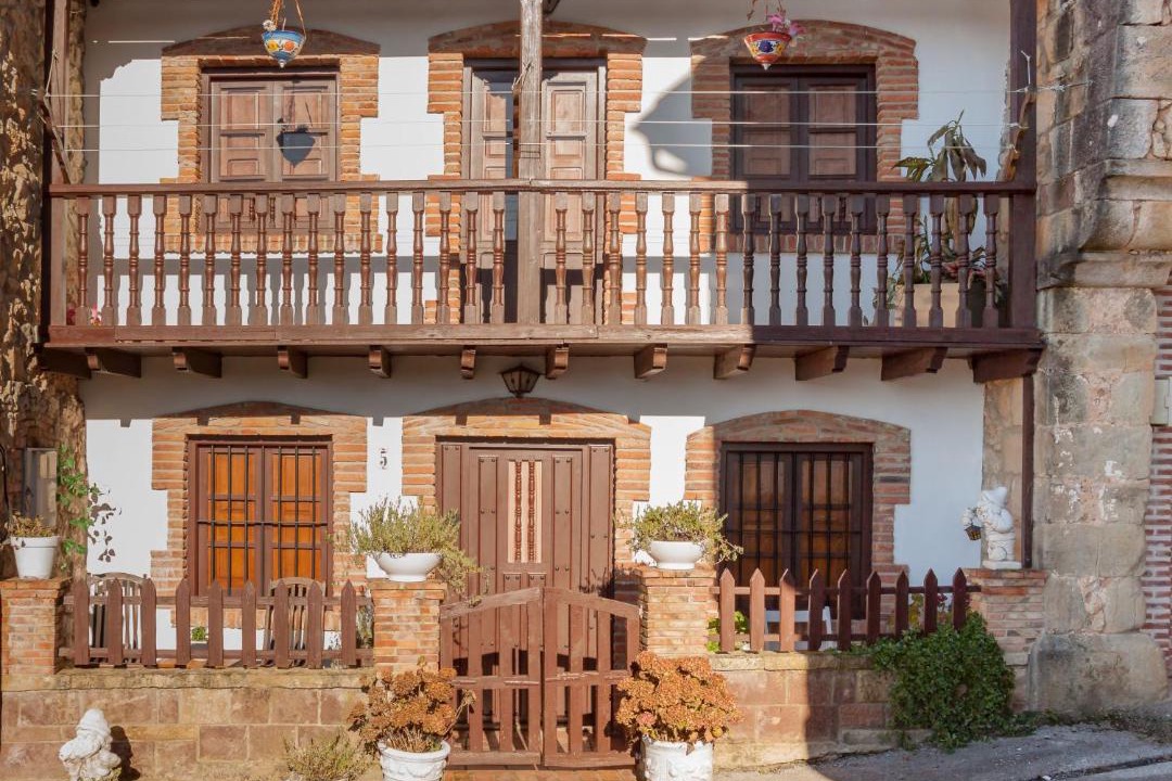 Photo of Buildings in Cobijon