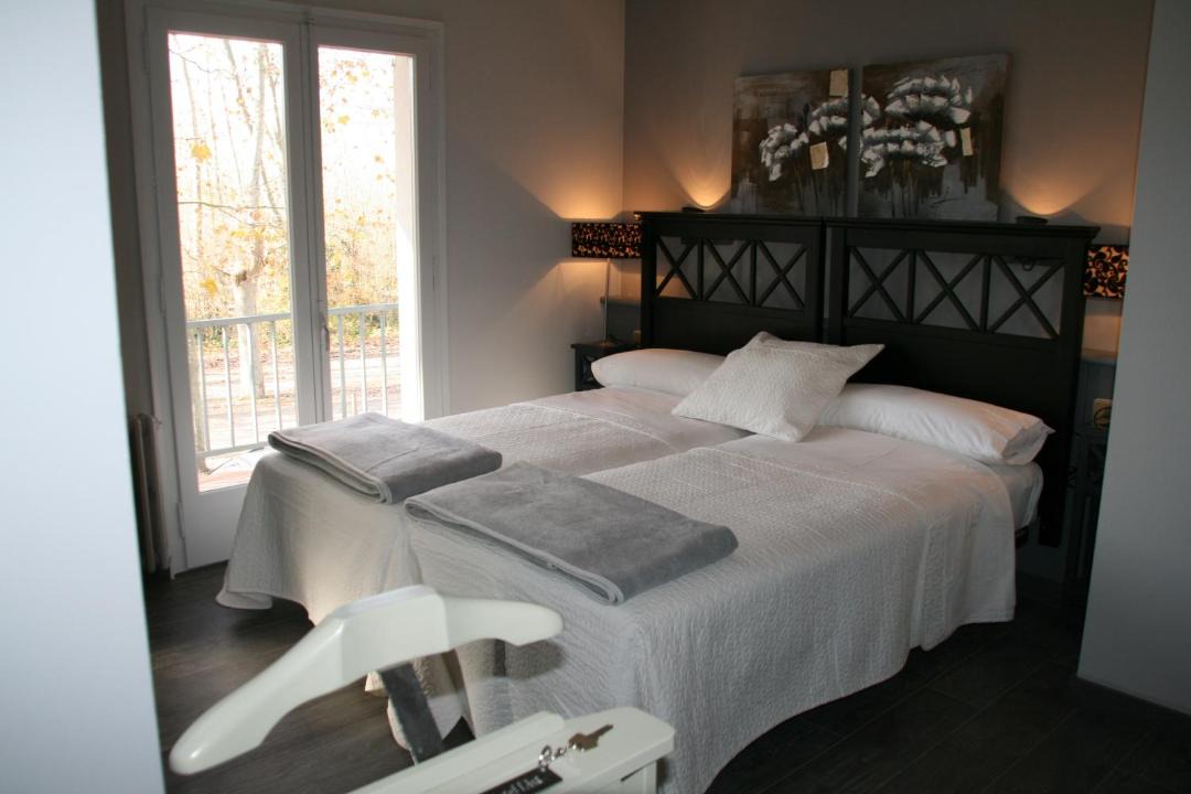 Photo of Bedroom in Banyoles
