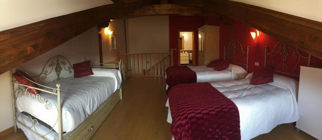 Photo of Bedroom in Campoo de Yuso