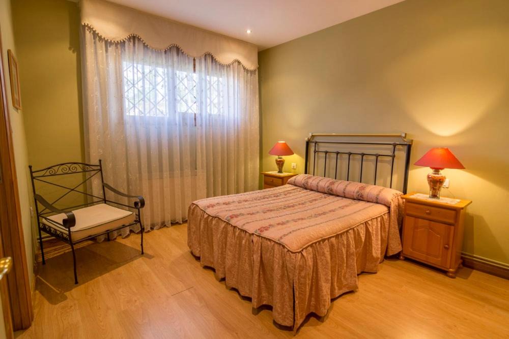 Photo of Bedroom in San Leonardo de Yague
