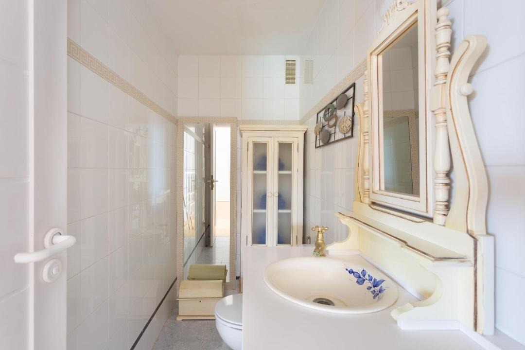 Photo of Bathroom in Acoran