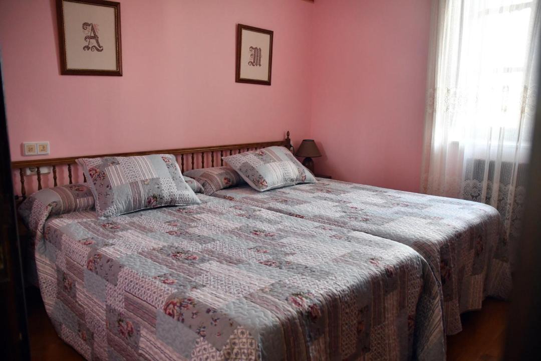 Photo of Bedroom in Luyego