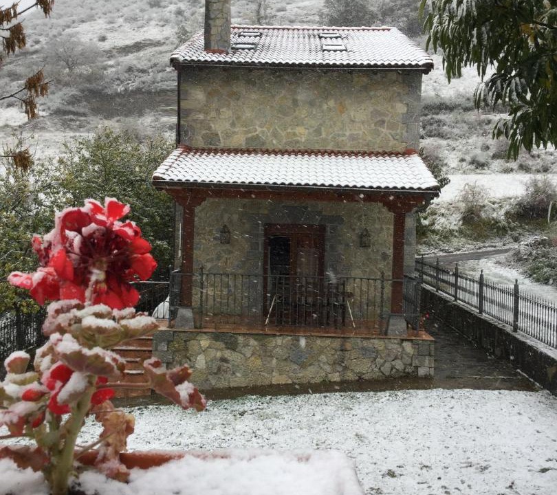 Photo of Buildings in Santa Maria de Valdeon