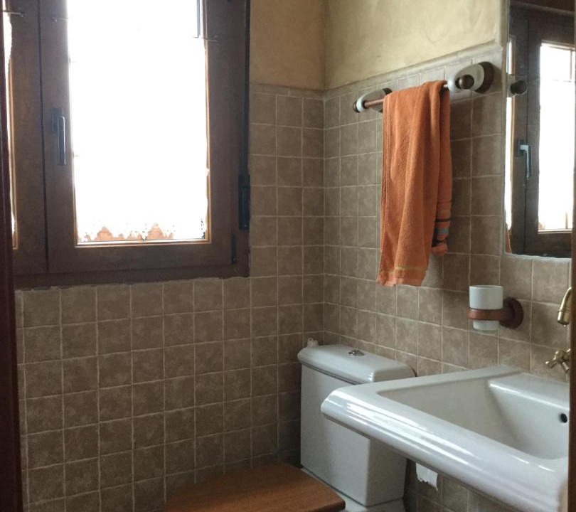 Photo of Bathroom in Santa Maria de Valdeon