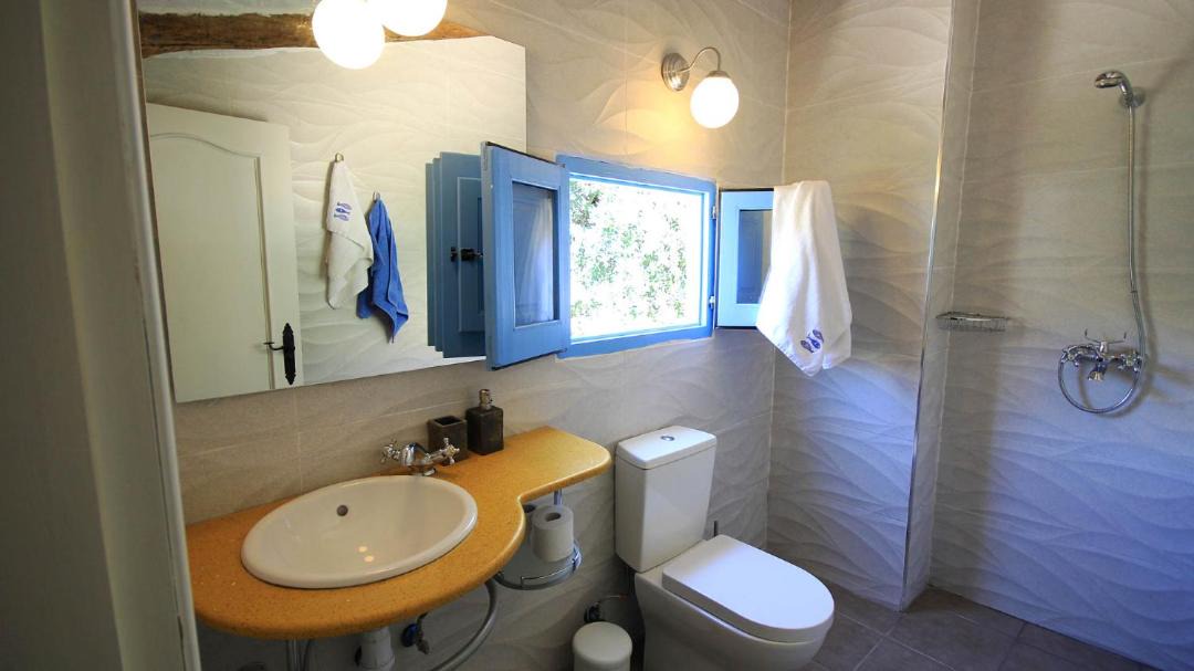 Photo of Bathroom in Hinojares