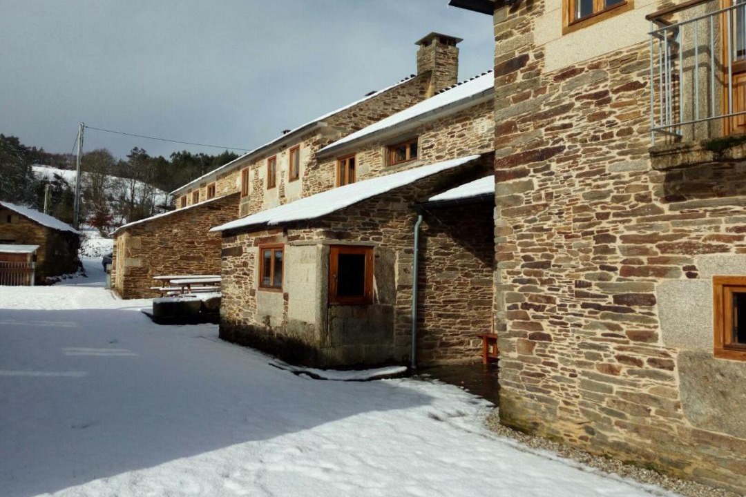 Photo of Others in Monfero