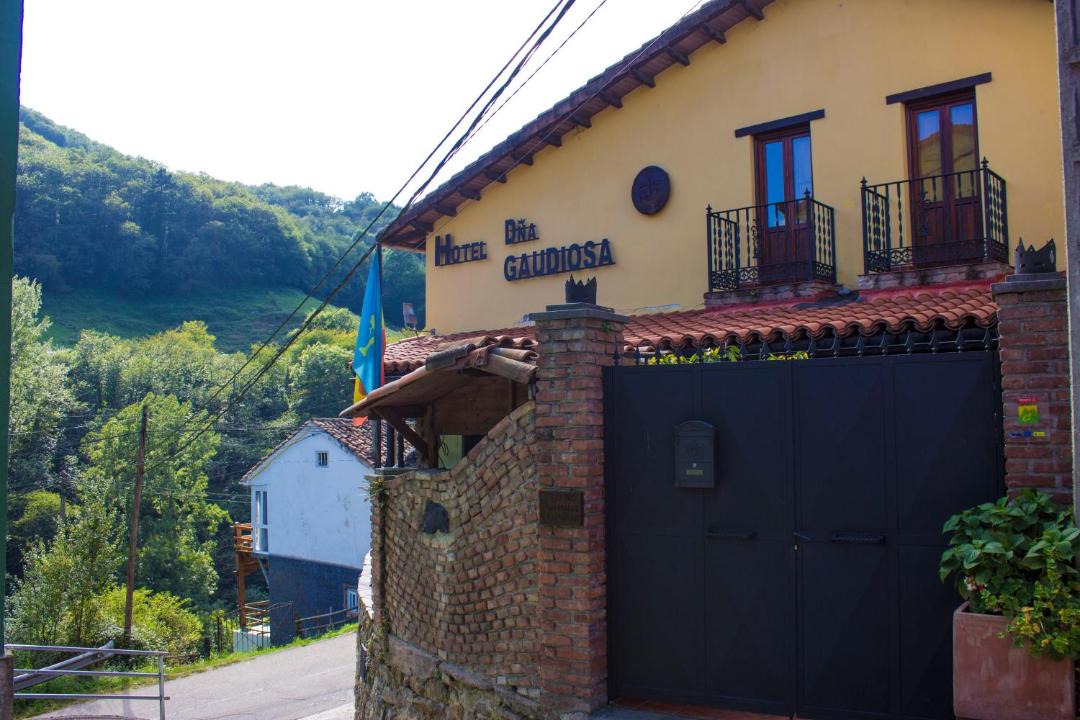 Photo of Others in Pola de Lena