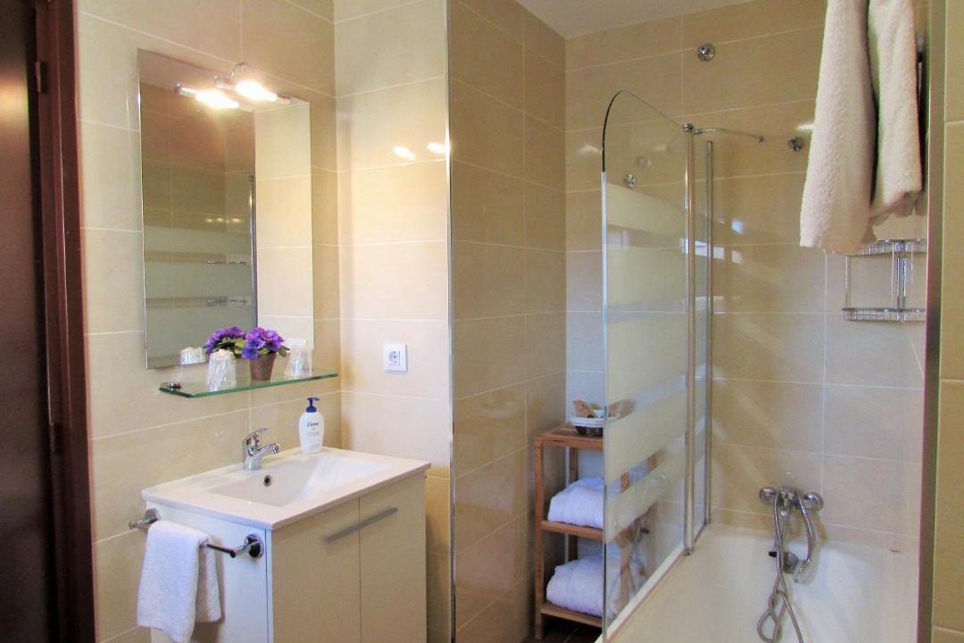 Photo of Bathroom in Pals