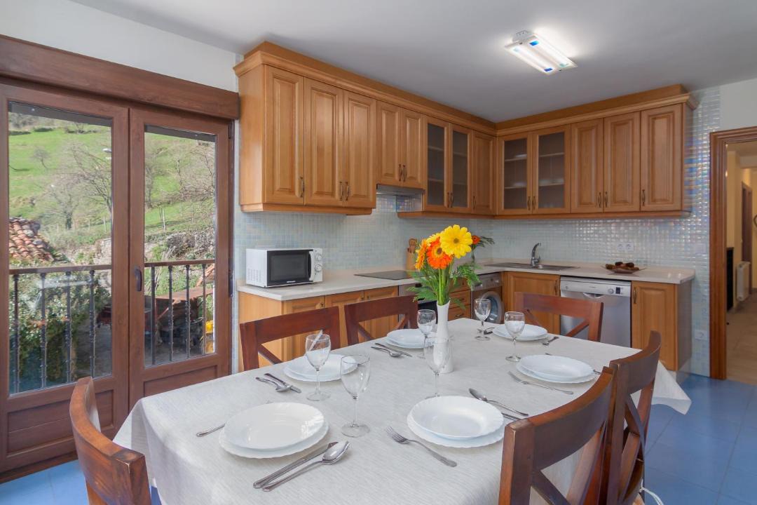 Photo of Kitchen in Cillorigo de Liebana