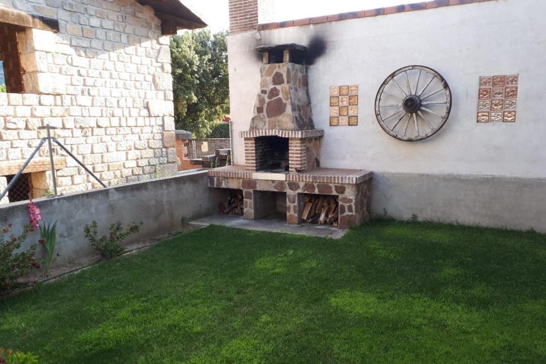 Photo of Buildings in Navaluenga