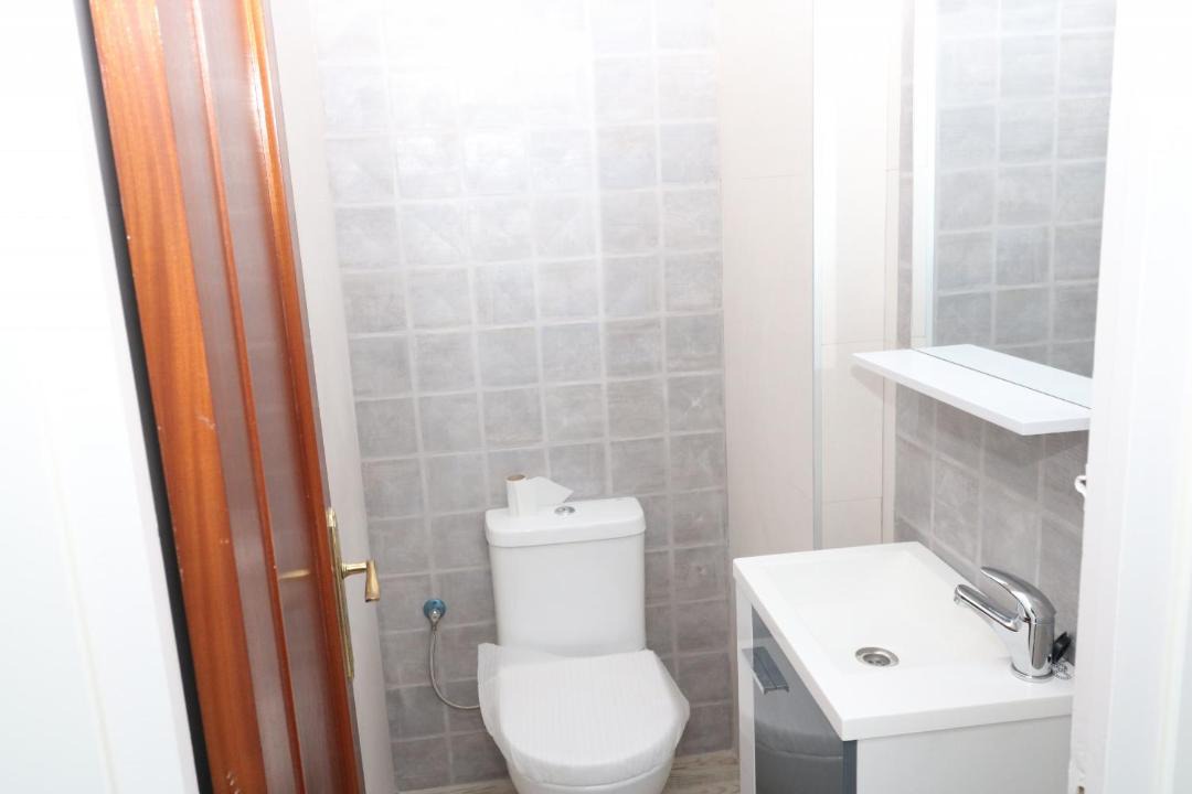 Photo of Bathroom in Roses Town Center
