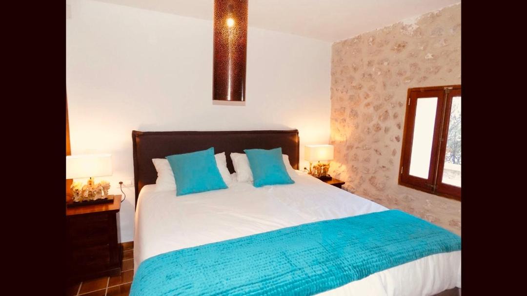Photo of Bedroom in Banyalbufar