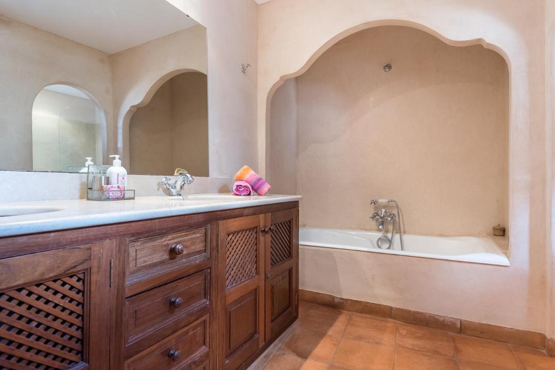 Photo of Bathroom in Biniaraix