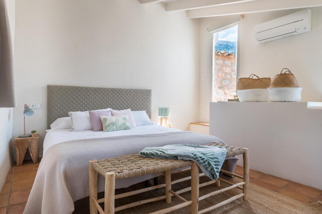 Photo of Bedroom in Biniaraix