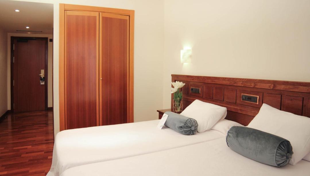 Photo of Bedroom in Betanzos Old Town