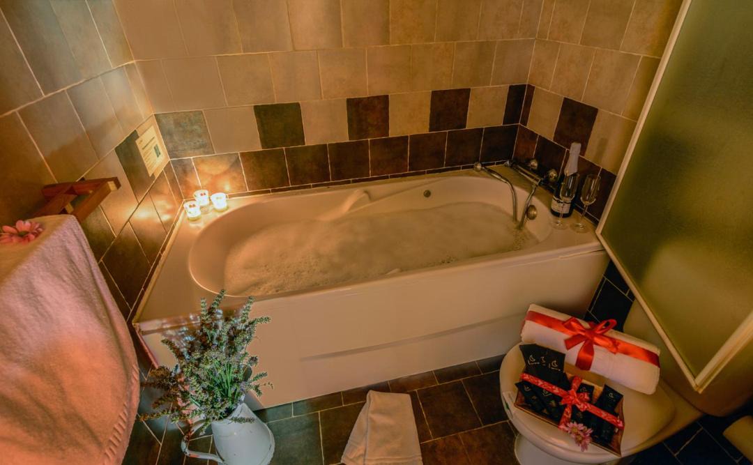 Photo of Bathroom in Benllera
