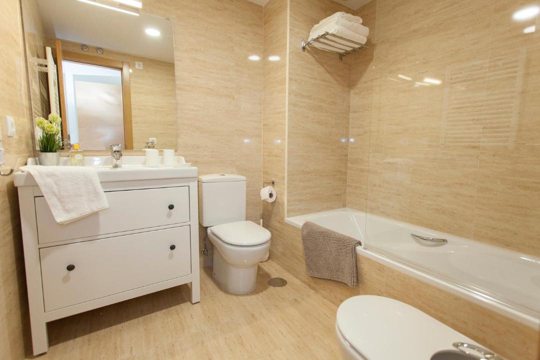 Photo of Bathroom in Roa